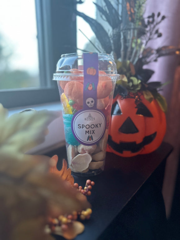 Bonds Halloween Spooky Mix Candy Cup 330g