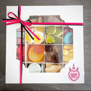 Retro Sweet Filled White Window Box